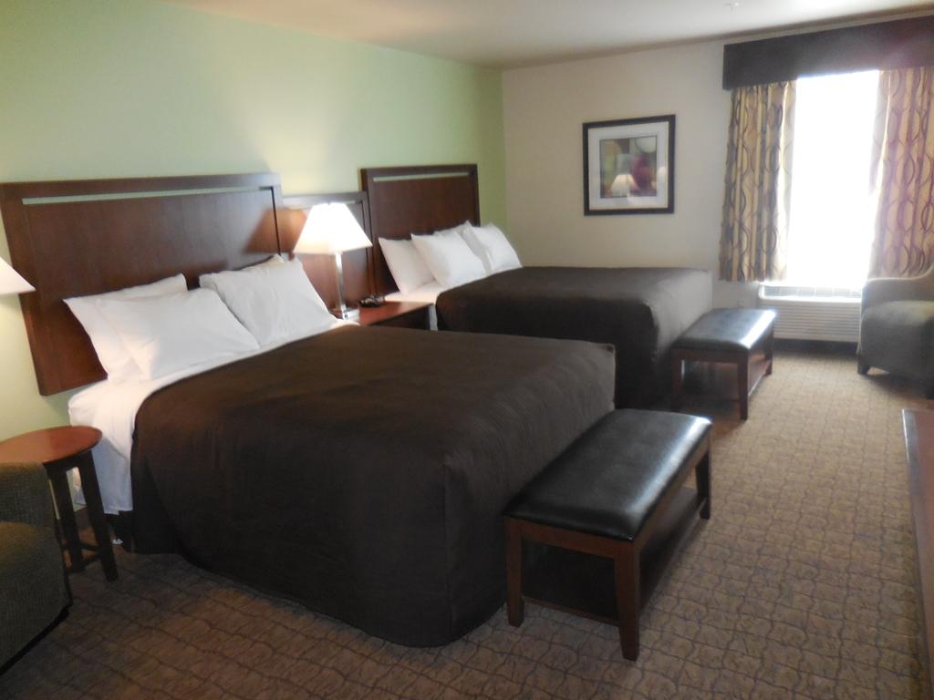 Ledgestone Hotel Elko Zimmer foto